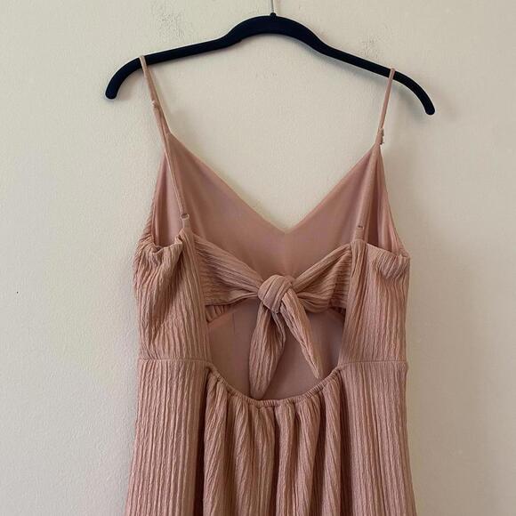 Lulus View and I Mauve Mauve Pink Tie-Back Faux-Wrap Midi Dress - Picture 5 of 9